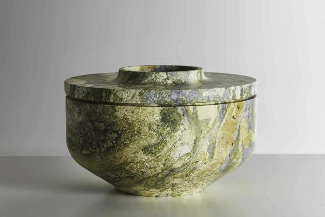 Bình đá trang trí IV — nội thất đá Rochelle Stone