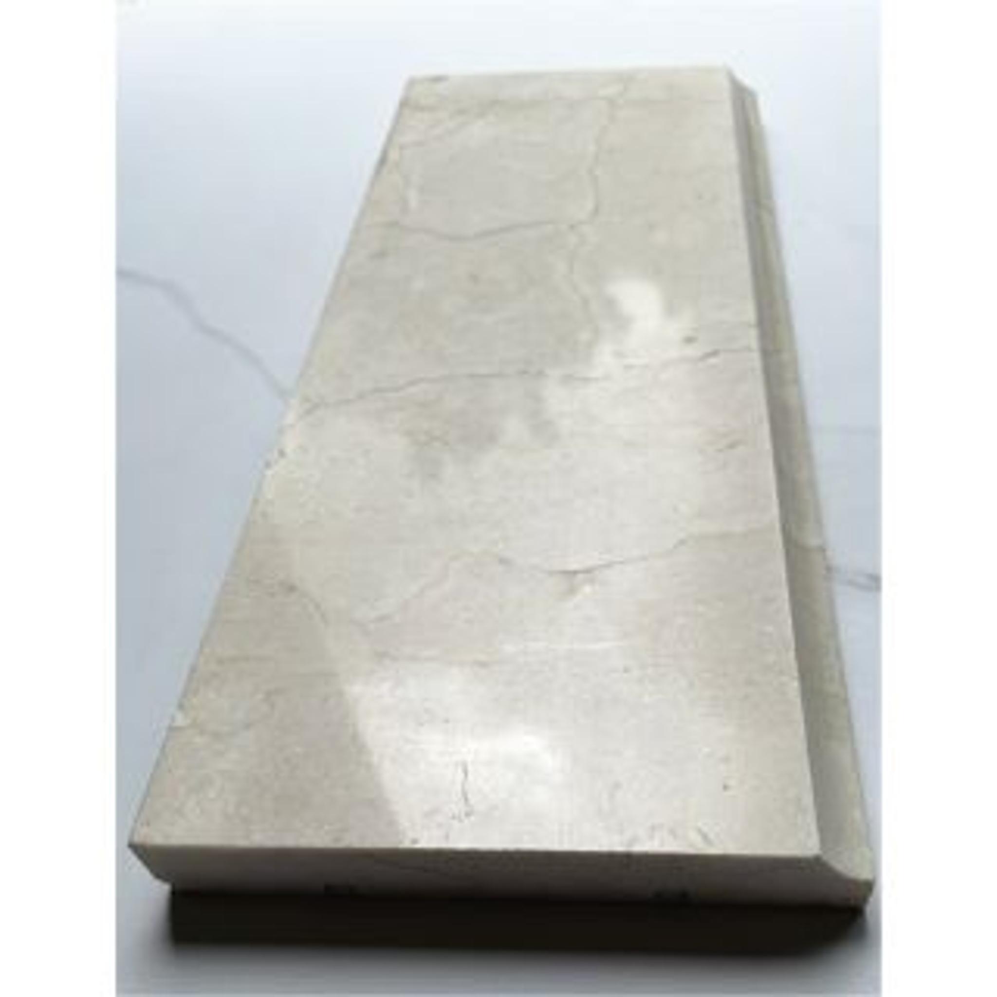 Phào chỉ đá Crema Marfil Baseboard (phào chân tường) — bề mặt đánh bóng (polished), Rochelle Couture