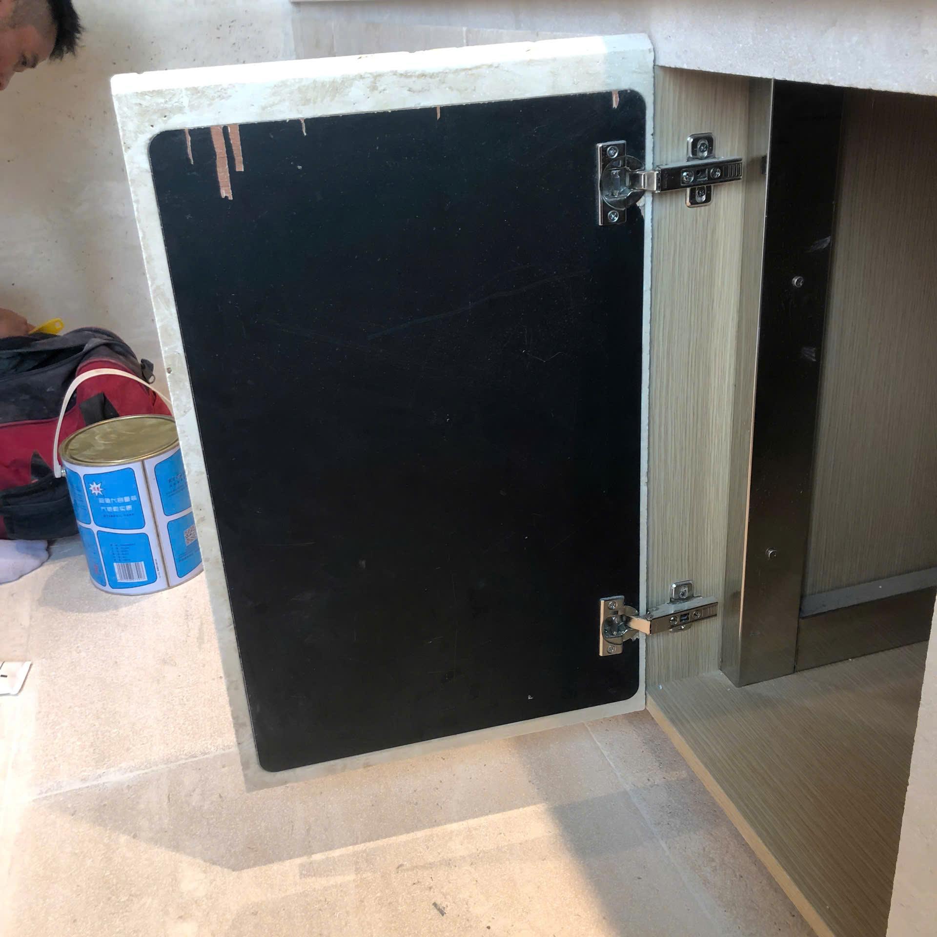 Cánh cửa tủ đá — Travertine kem
