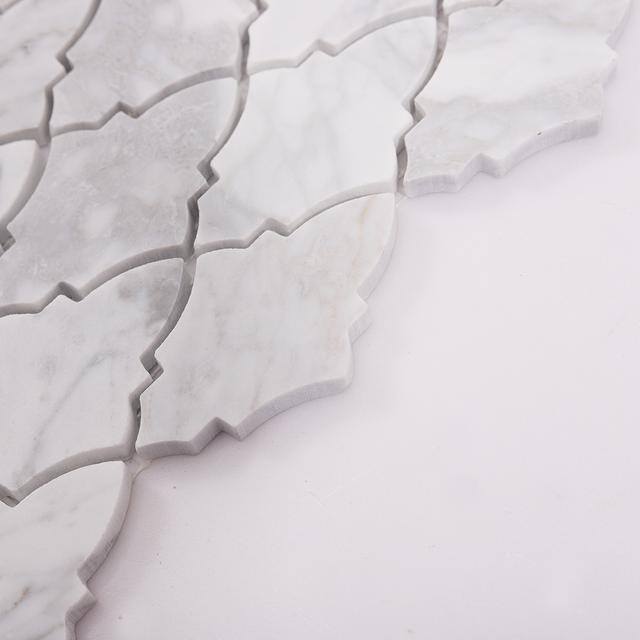 Arabesque Carrara White Polished Honed Marble Mosaic Tile — mosaic arabesque bằng đá marble trắng & trắng Carrara