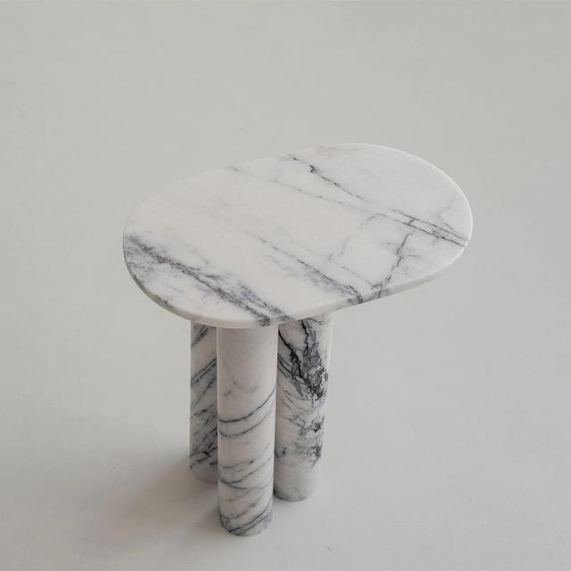 Bàn phụ Trio III — nội thất đá Rochelle