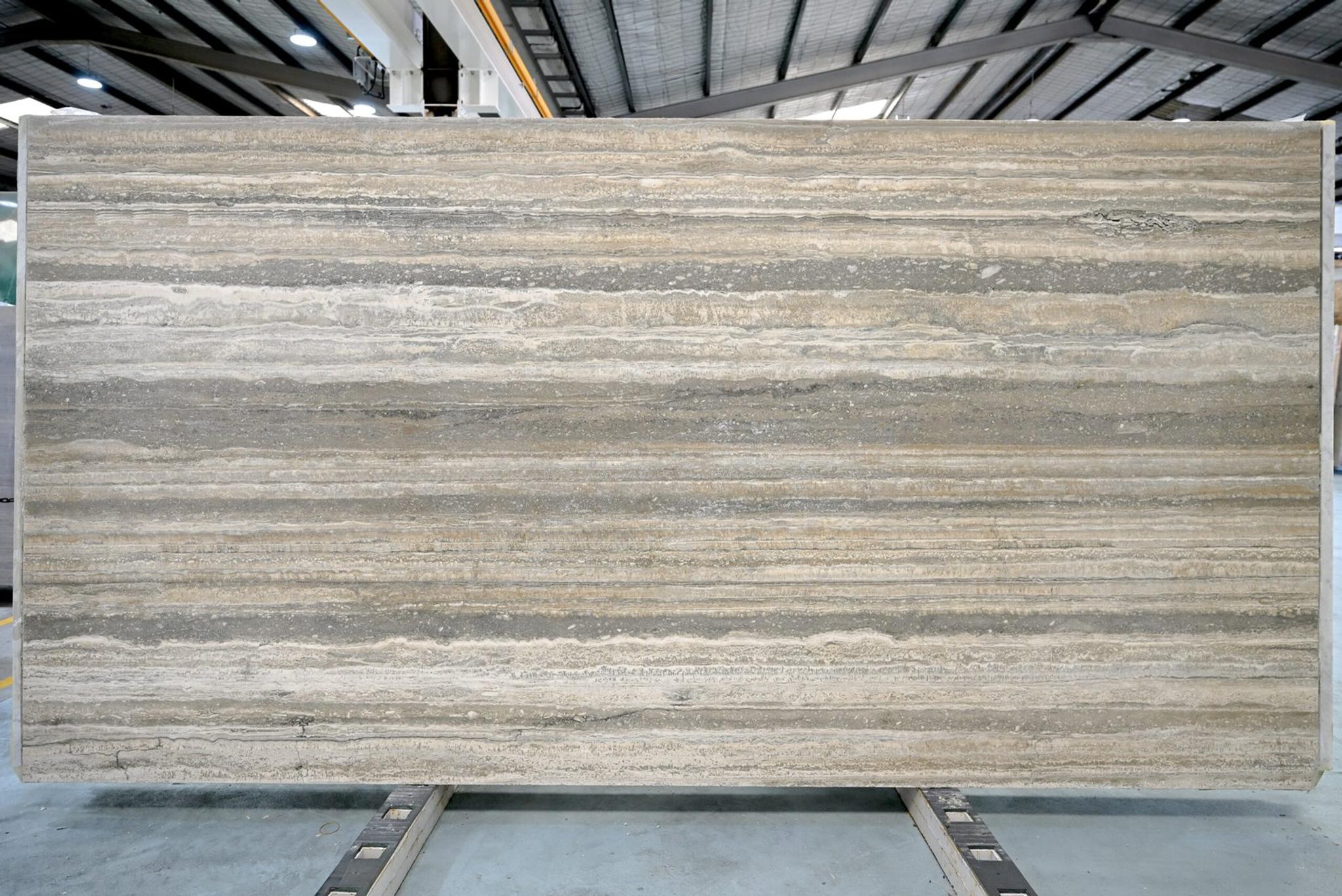 Slab đá Travertino Silver