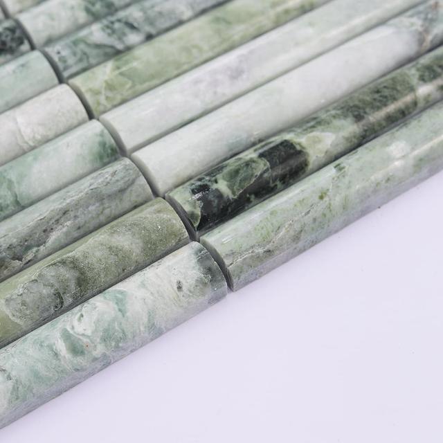 Emerald Green Fluted Marble Mosaic Wall Tile — mosaic rãnh sọc (fluted) bằng đá marble xanh lục
