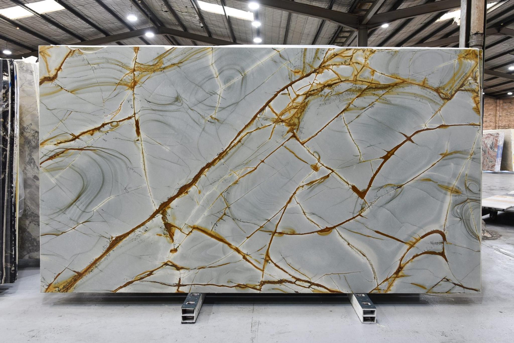 Đá Quartzite (thạch anh tự nhiên) — ảnh tấm lớn (slab)