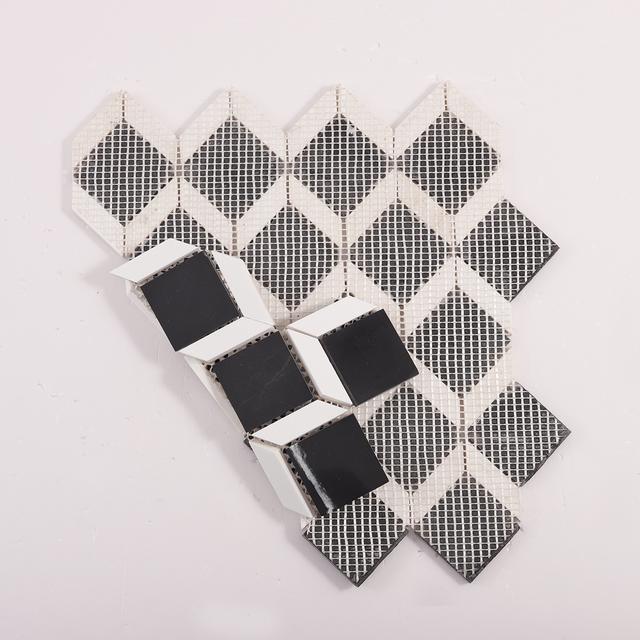 White and Black Geometric Square Marble Tile — mosaic vuông bằng đá marble đen & trắng