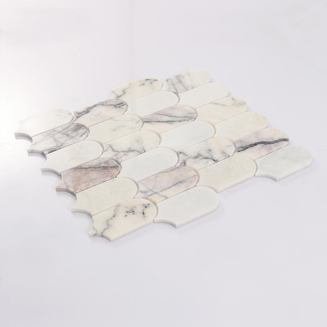 Elongated Scale Marble Mosaic Tile with Gray Veins — mosaic ghép nghệ thuật bằng đá marble xám