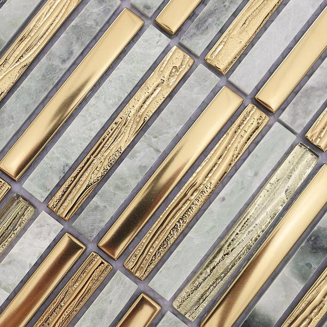 Gold Glass and Green Marble Mosaic Strip Tile — mosaic thanh dài (linear) bằng đá marble xanh lục & vàng