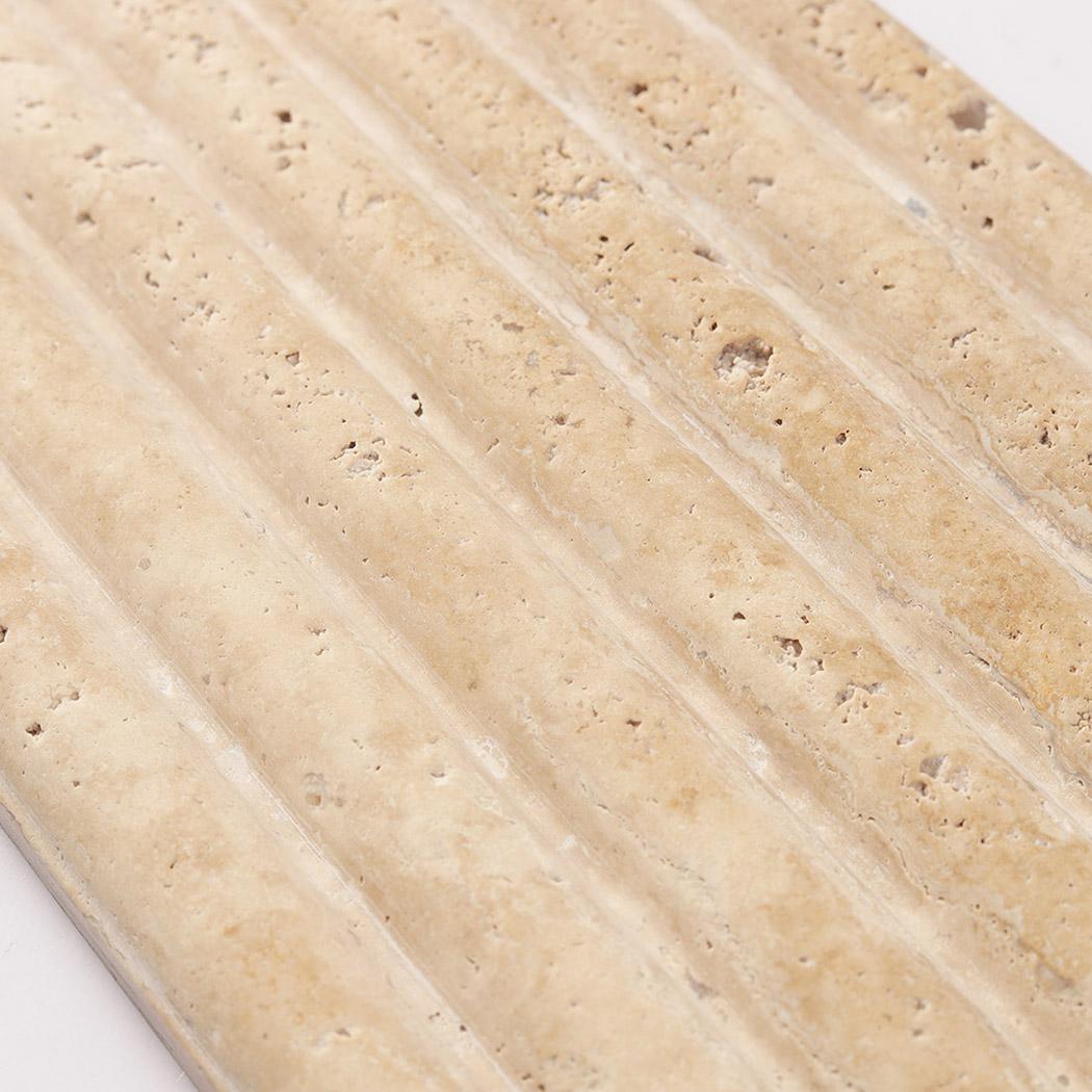 Beige Fluted Travertine Tile: Premium Long Strip Stone Wall — mosaic rãnh sọc (fluted) bằng đá travertine beige