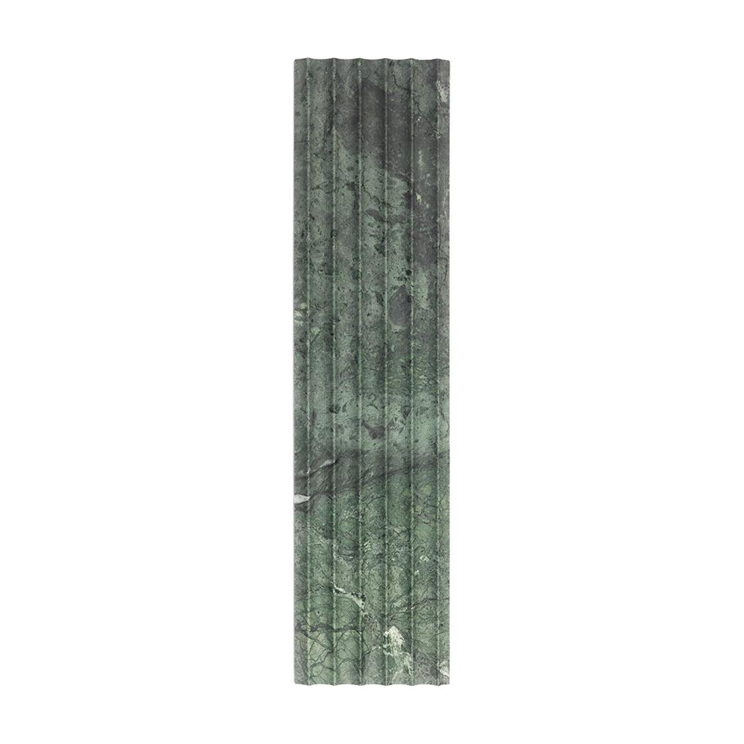Green Marble Fluted Wall Tile for Luxury Bar and Restaurant Interiors — mosaic rãnh sọc (fluted) bằng đá marble xanh lục