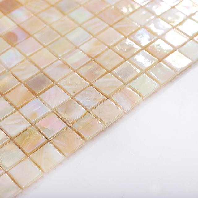 Iridescent Light Beige Gold Water Glass Mosaic Tile 15X15 — mosaic vuông bằng thủy tinh beige & vàng