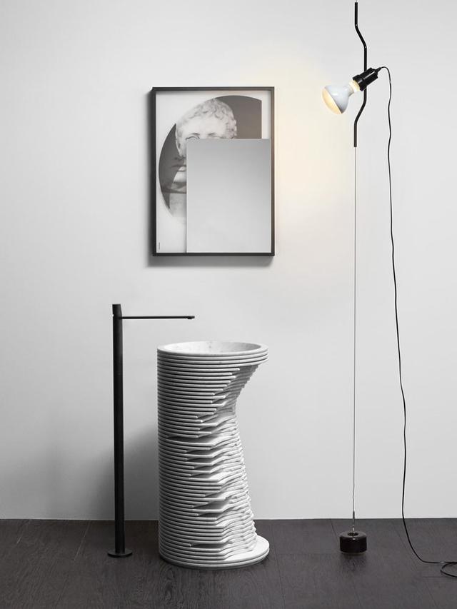 Lavabo Introverso đặt sàn — lavabo đá tự nhiên Rochelle