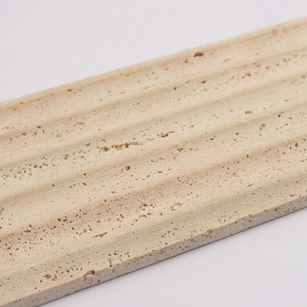 Beige Travertine Fluted Stone Tile for Warm Natural Wall Design — mosaic rãnh sọc (fluted) bằng đá travertine beige