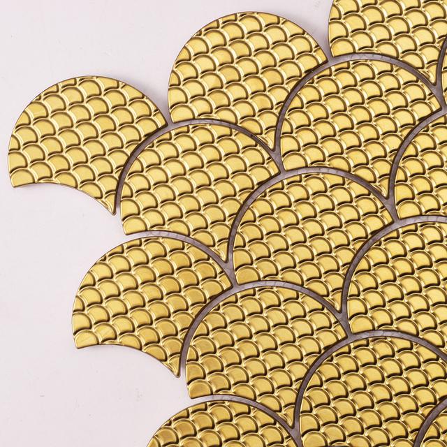3D Gold Metal Shell Shaped Mosaic Tiles — mosaic vuông bằng xà cừ vàng
