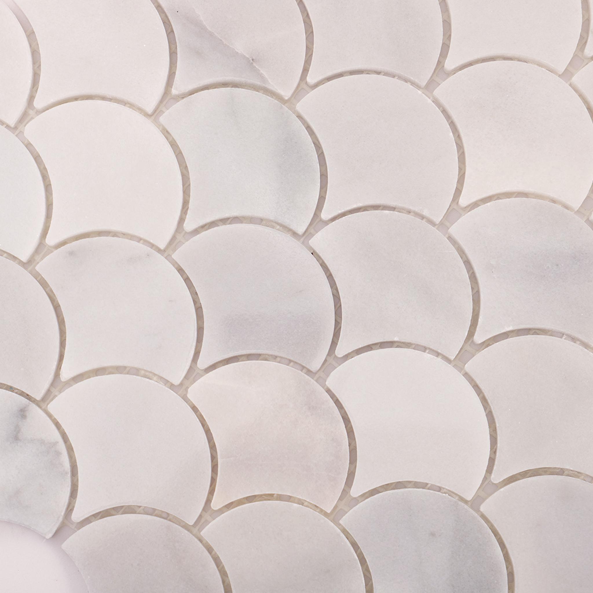 White Marble Polished Fish Scale Mosaic Tiles — mosaic vảy cá (fish scale) bằng đá marble trắng