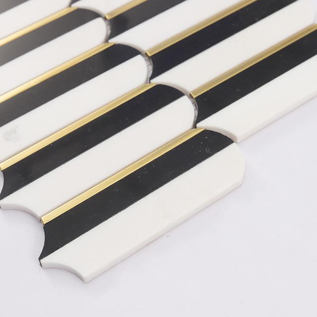 Black and White Arch Marble Mosaic Bathroom Wall Tile with Gold Line — mosaic ghép nghệ thuật bằng đá marble đen & trắng