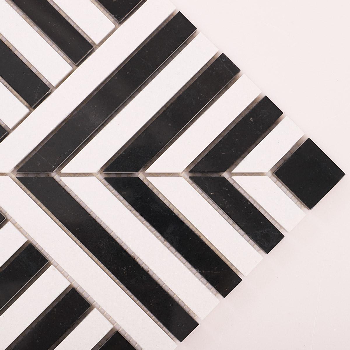 Black and White Geometric Tile Handcut Mosaic — mosaic ghép nghệ thuật bằng đá marble đen & trắng
