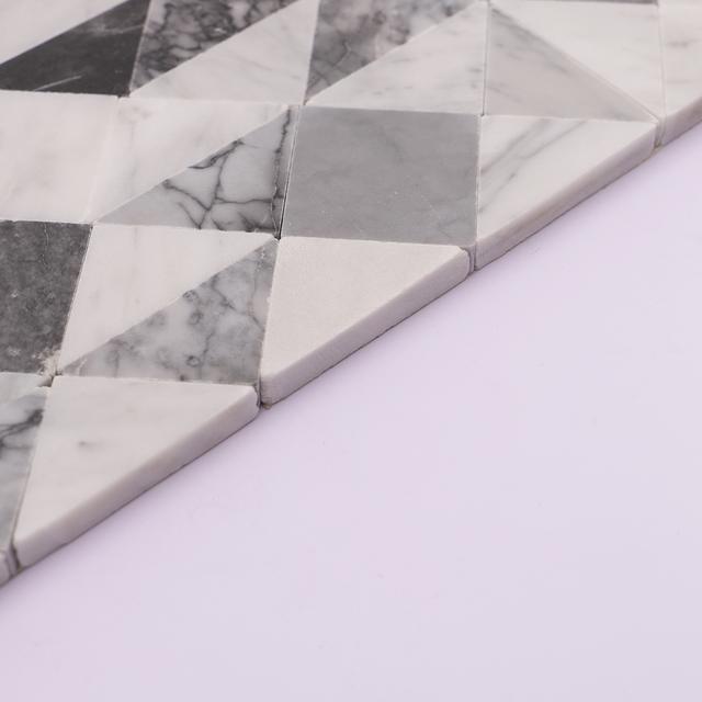 Grey and White Geometric Triangle Honed Marble Mosaic Tiles — mosaic ghép nghệ thuật bằng đá marble trắng & xám