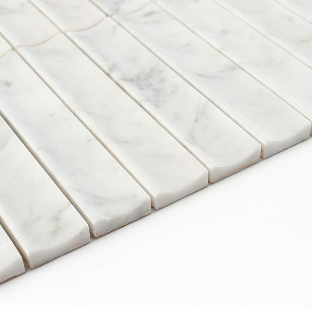 3D White Marble Curved Fluted Mosaic Bathroom Wall Tile — mosaic rãnh sọc (fluted) bằng đá marble trắng