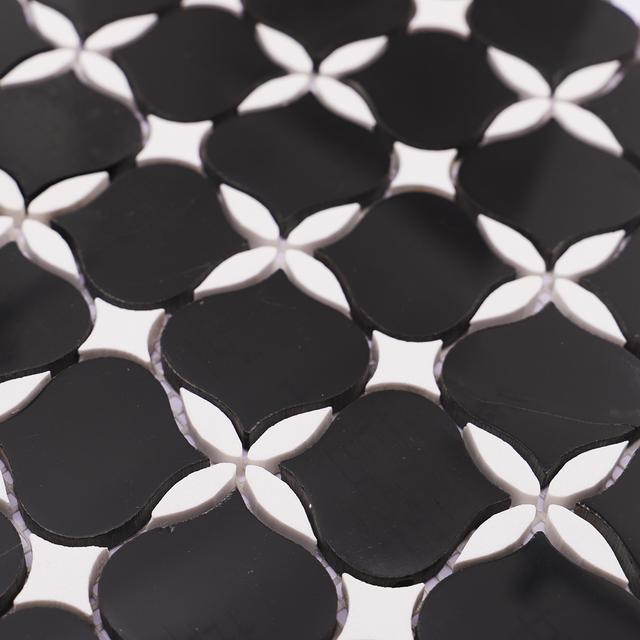 Black and White Flower Petal Marble Tiles — mosaic hoa văn waterjet bằng đá marble đen & trắng