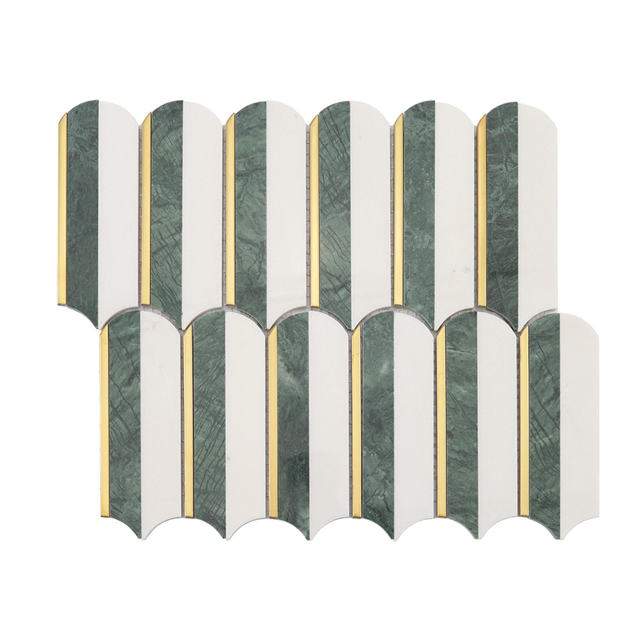 Green and White Marble Scalloped Mosaic Tile with Gold Metal Inlay — mosaic vảy cá (fish scale) bằng đá marble trắng & xanh lục