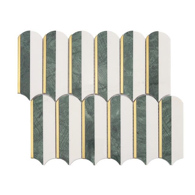 Green and White Marble Scalloped Mosaic Tile with Gold Metal Inlay — mosaic vảy cá (fish scale) bằng đá marble trắng & xanh lục
