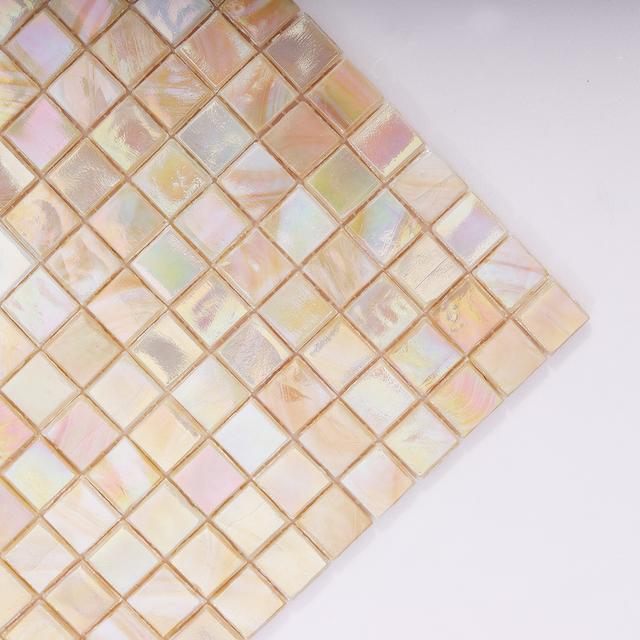 Iridescent Light Beige Gold Water Glass Mosaic Tile 15X15 — mosaic vuông bằng thủy tinh beige & vàng