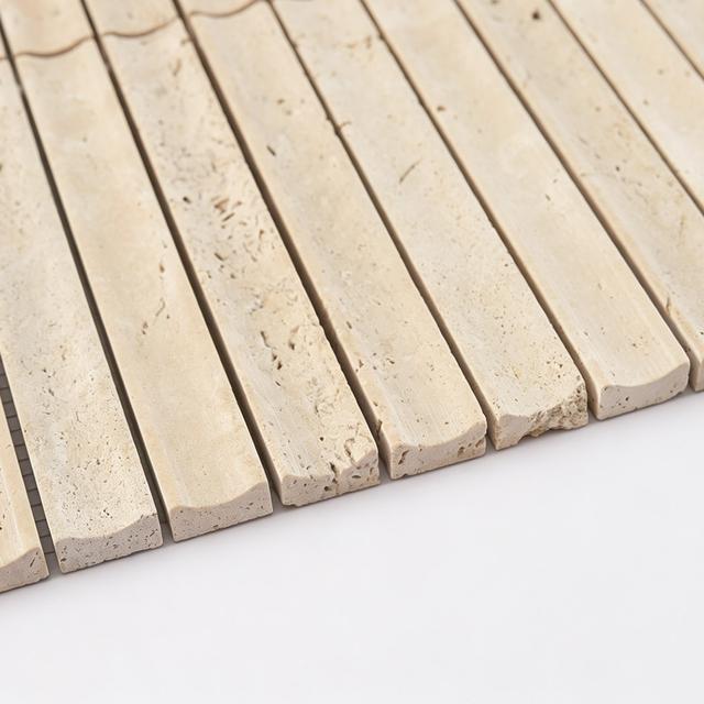 Beige Travertine Stacked Mosaic Curved Fluted Backsplash Tile — mosaic rãnh sọc (fluted) bằng đá travertine beige
