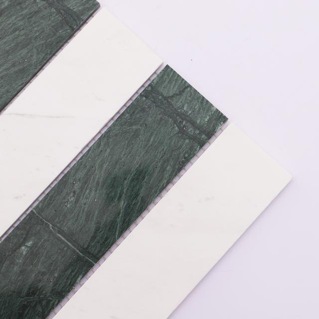 Green and White Vertical Subway Marble Mosaic — mosaic subway (gạch thẻ) bằng đá marble xanh & trắng