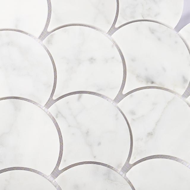 Carrara White Marble Fish Scale Mosaic Tile For Bathroom and Kitchen — mosaic vảy cá (fish scale) bằng đá marble trắng & trắng Carrara