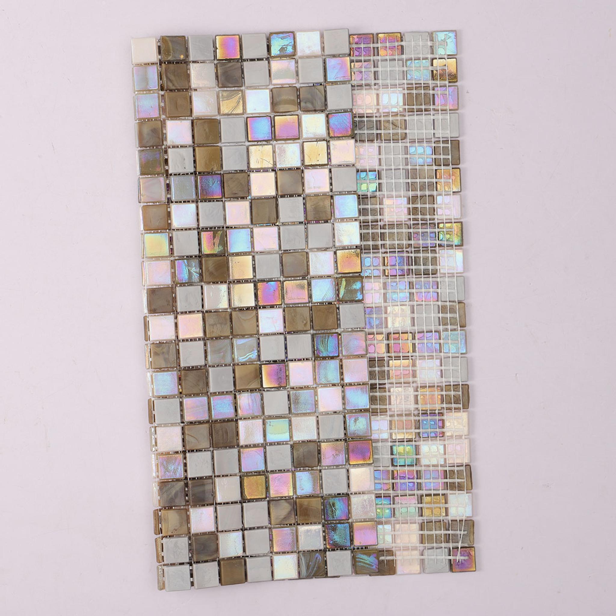 Brown Mixed Beige Pearlescent Water Glass Mosaic Tiles — mosaic tròn (penny round) bằng thủy tinh beige & nâu