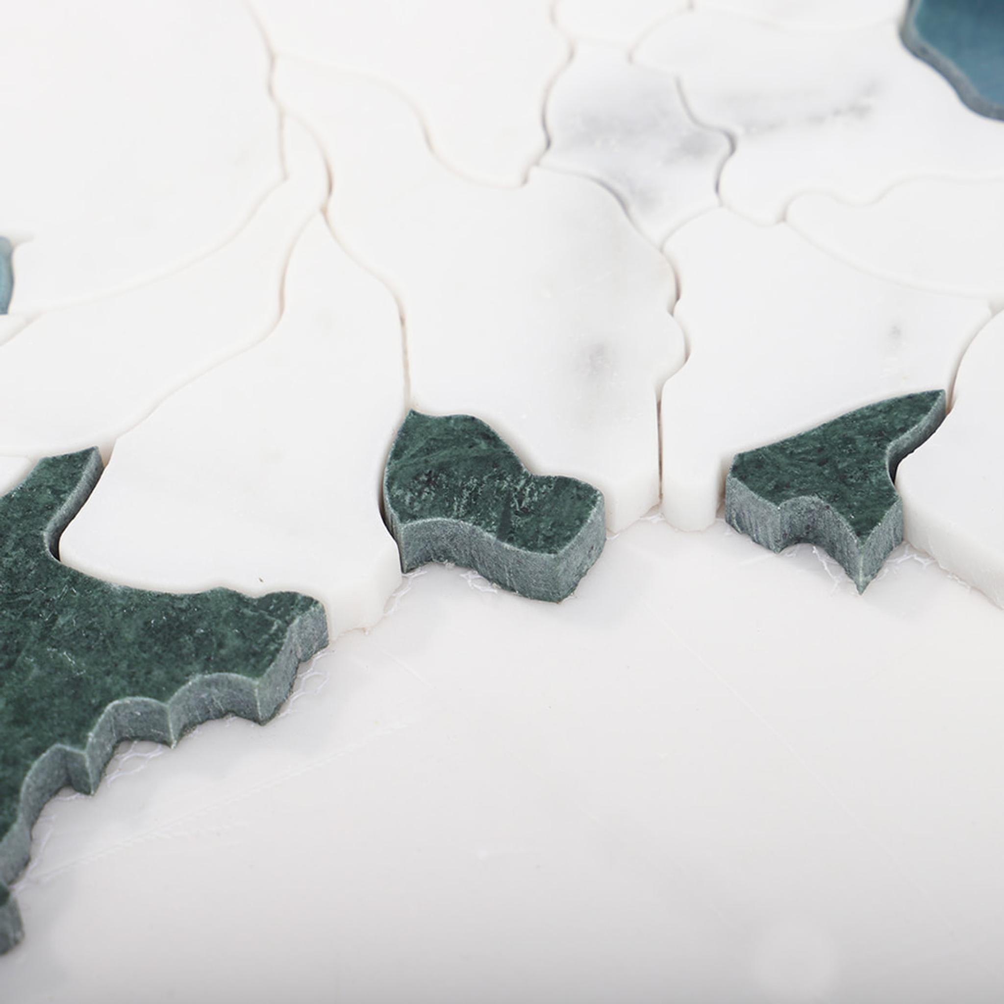 White and Green Floral Waterjet Marble Mosaic Tile — mosaic hoa văn waterjet bằng đá marble trắng & xanh lục