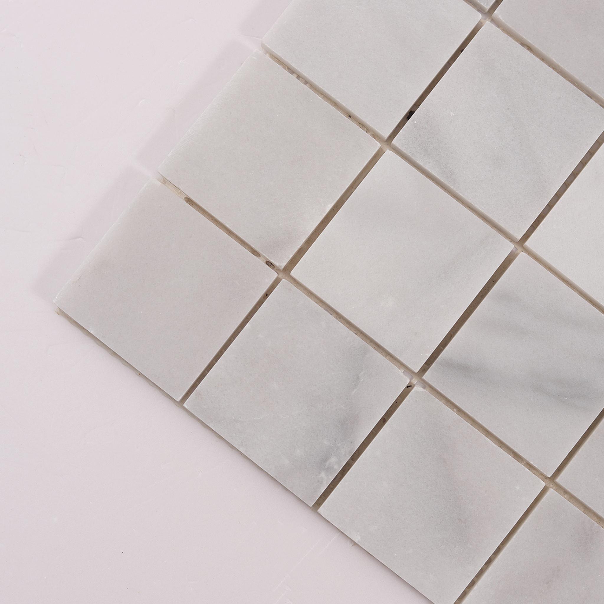 Carrara Venato Square Marble Mosaic Tiles — mosaic vuông bằng đá marble trắng Carrara