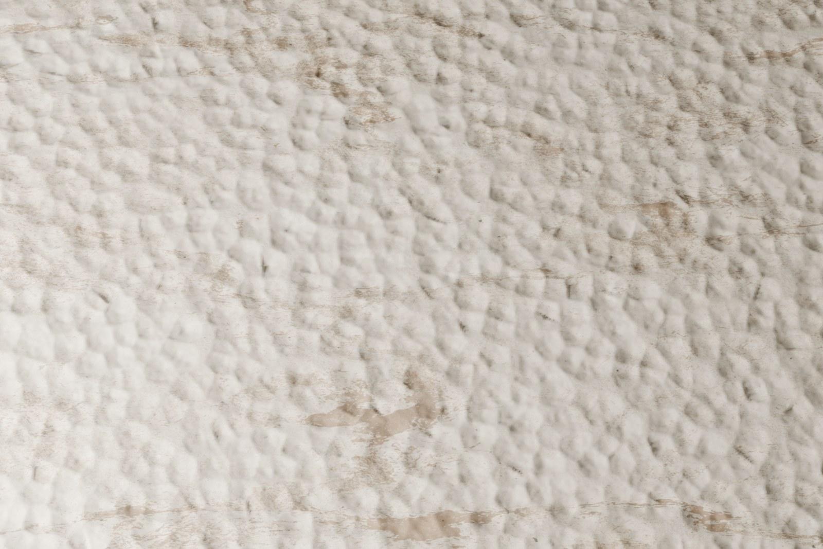Bề mặt khò lửa chải mịn (Flamed & Brushed) — hiệu ứng bề mặt trên đá tự nhiên, Rochelle Stone