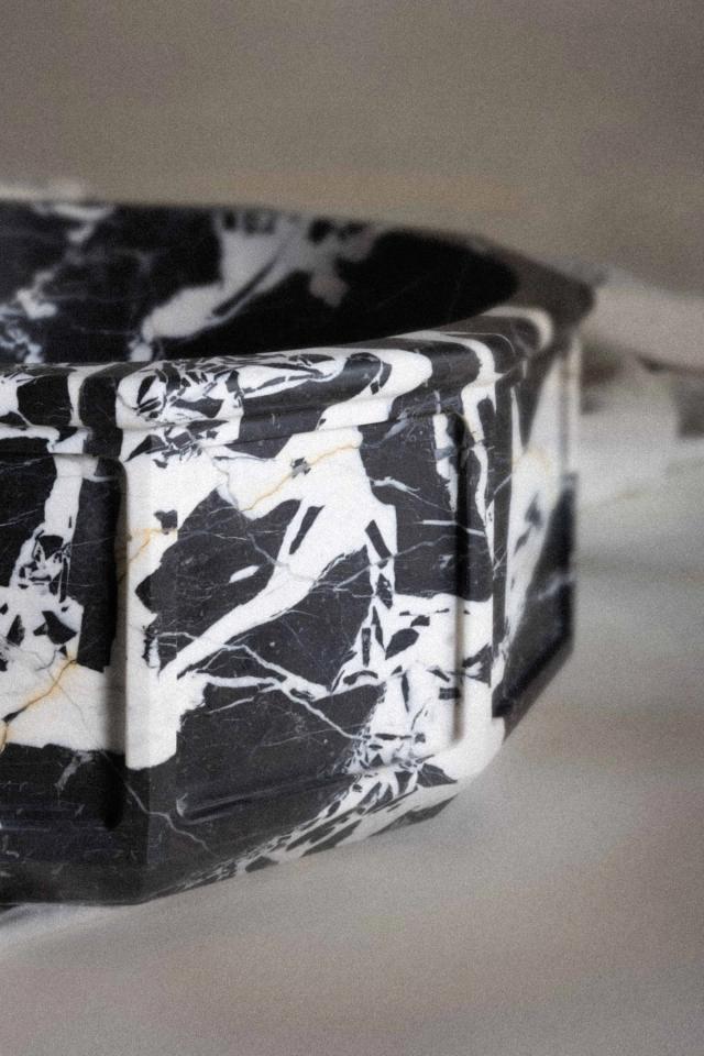 Lavabo Musina — nội thất đá Rochelle Stone