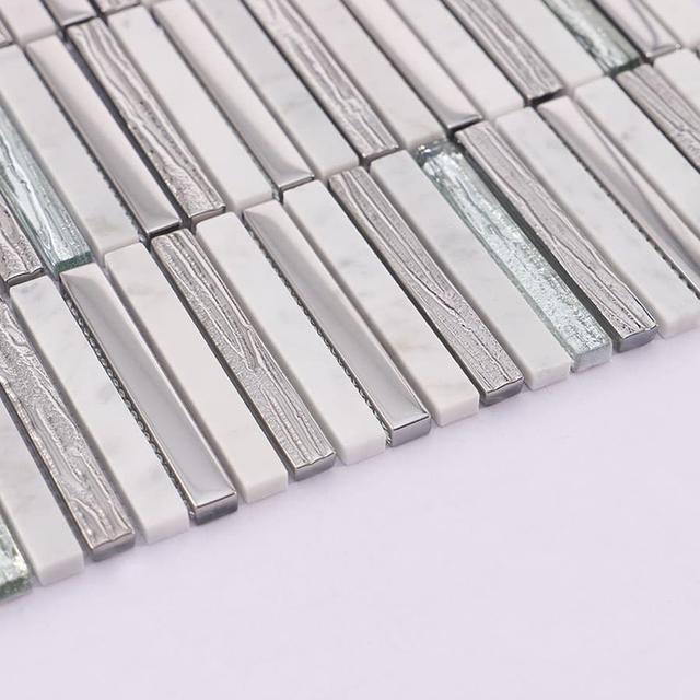 Silver Glass and White Marble Mosaic Strip Tile — mosaic thanh dài (linear) bằng đá marble trắng & bạc