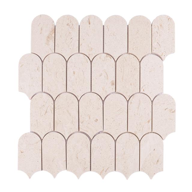 Beige Elongated Fish Scale Travertine Mosaic — mosaic vảy cá (fish scale) bằng đá travertine beige
