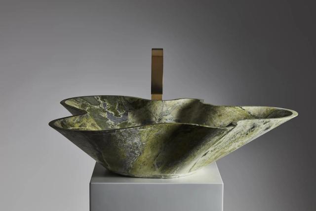 Lavabo Bowl N°1 — nội thất đá Rochelle Stone