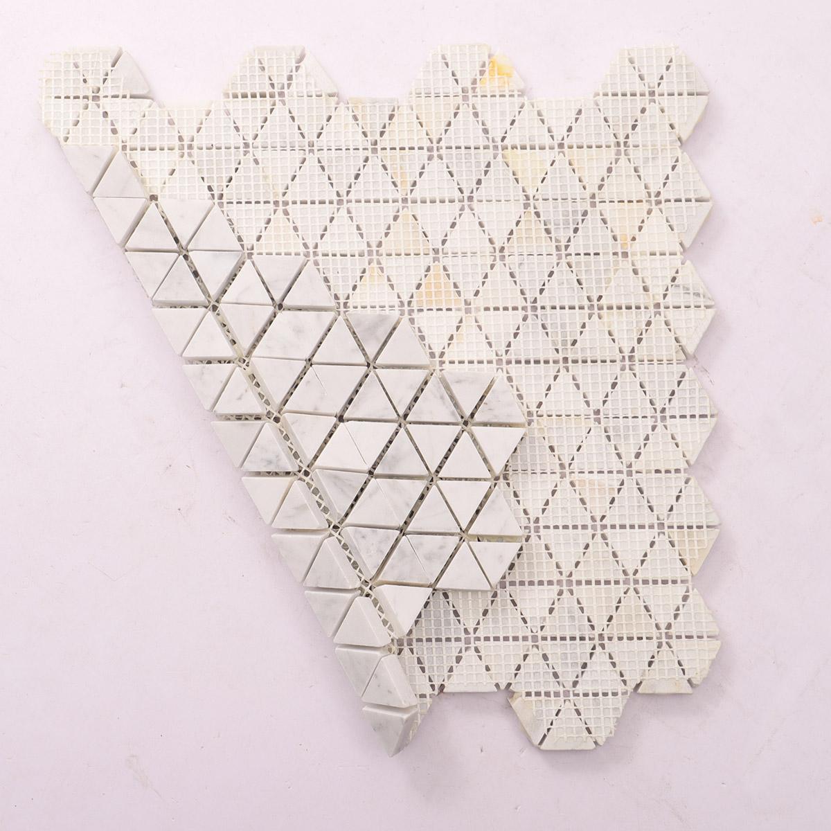 Carrara White Marble Geometric Triangle Mosaic Tiles — mosaic ghép nghệ thuật bằng đá marble trắng & trắng Carrara