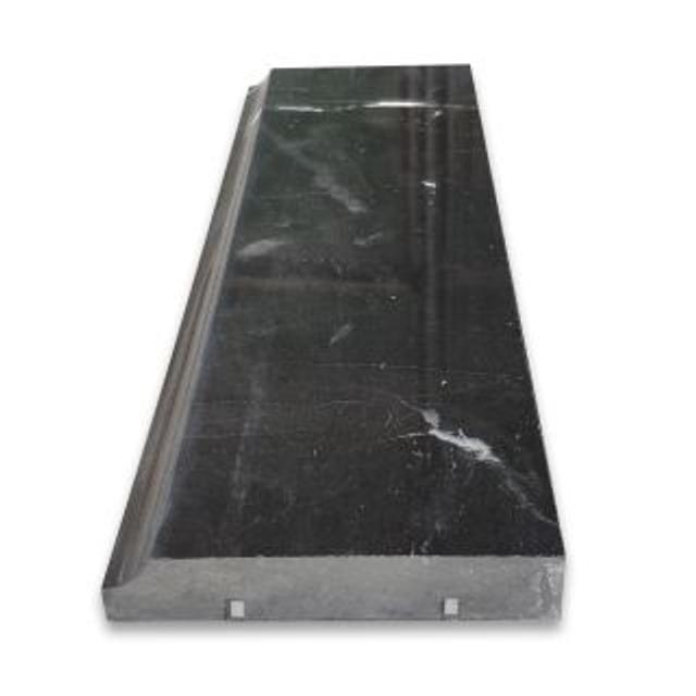 Phào chỉ đá Nero Marquina Baseboard (phào chân tường) — bề mặt đánh bóng (polished), Rochelle Stone