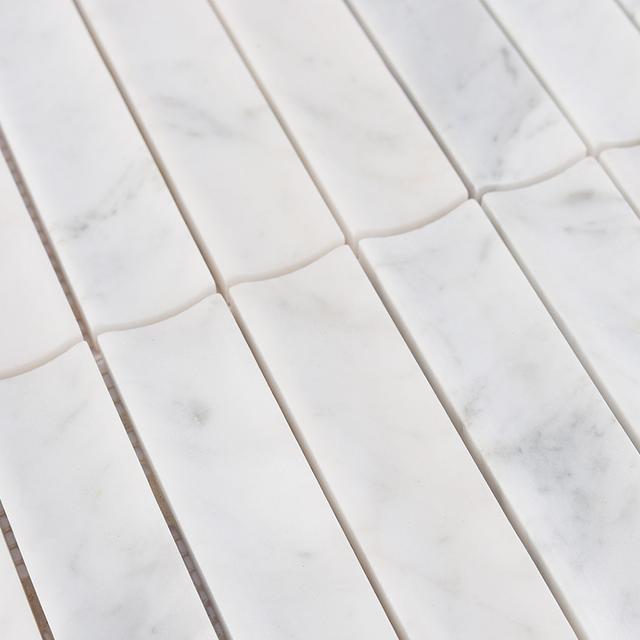 3D White Marble Curved Fluted Mosaic Bathroom Wall Tile — mosaic rãnh sọc (fluted) bằng đá marble trắng