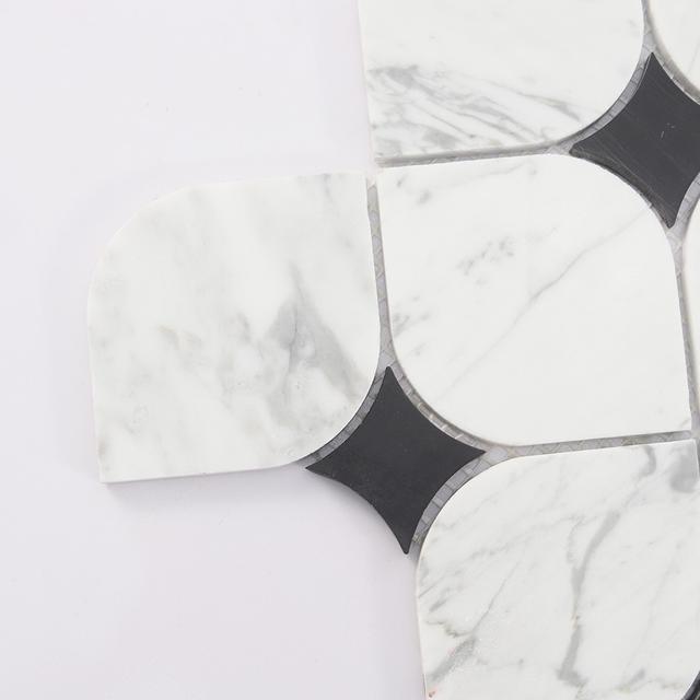 White Lantern Marble Mosaic Tile with Black Square Accents — mosaic arabesque bằng đá marble đen & trắng