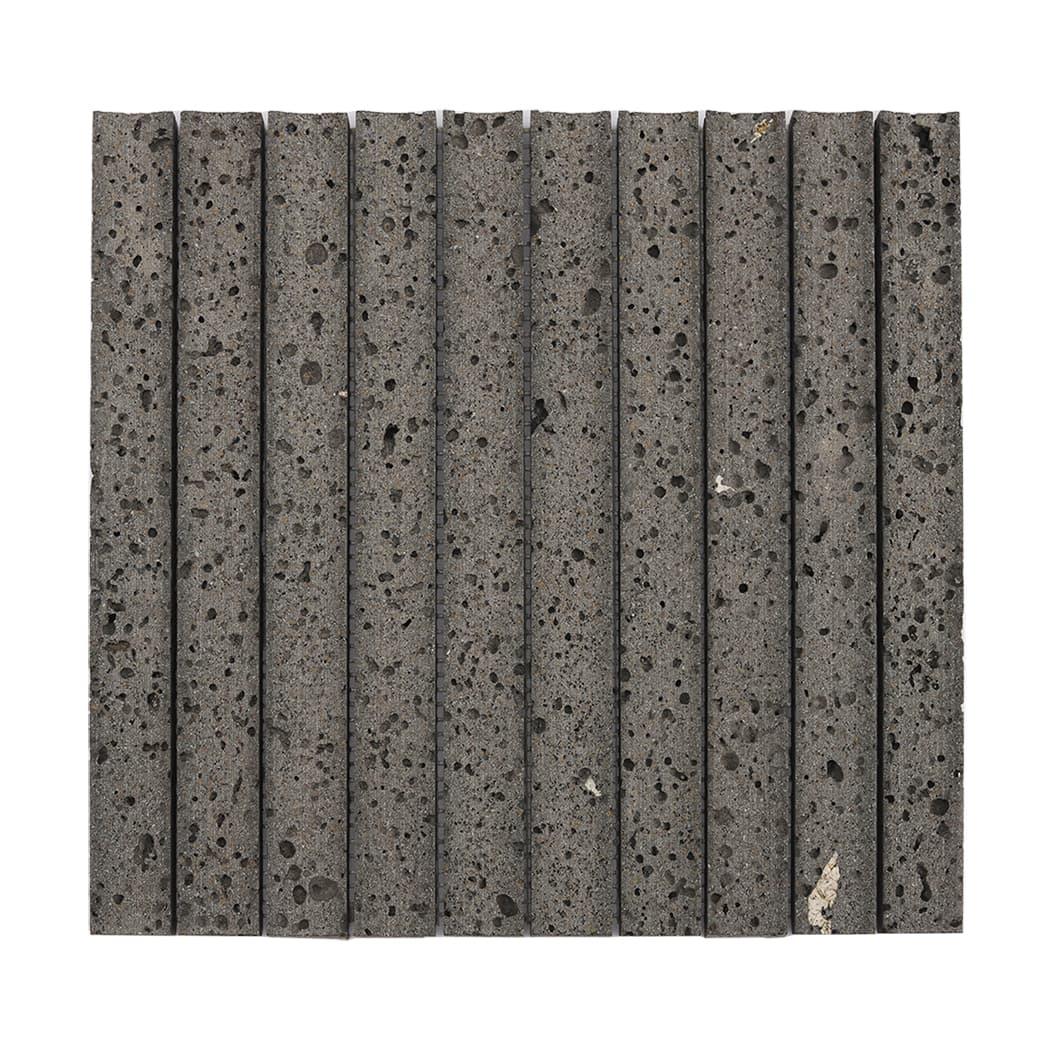Black Lava Stone Fluted Mosaic Tile for Walls and Fireplaces — mosaic rãnh sọc (fluted) bằng đá marble đen
