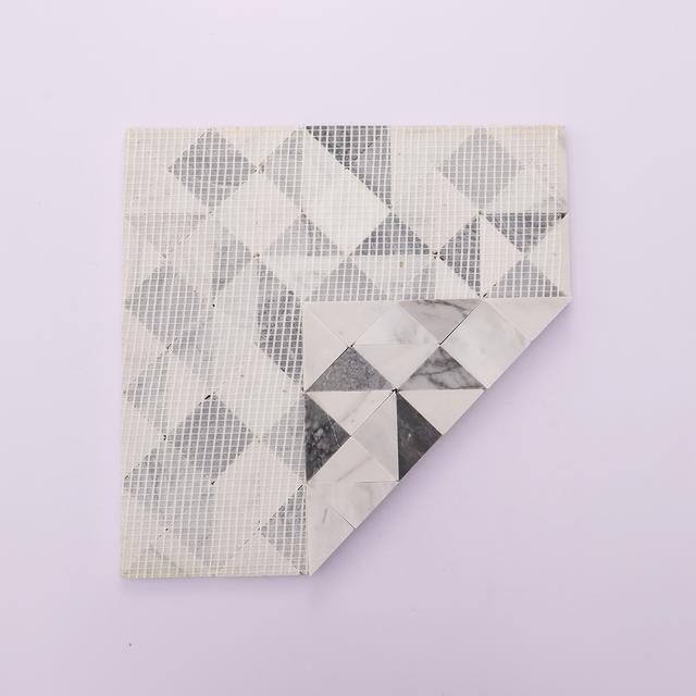 Grey and White Geometric Triangle Honed Marble Mosaic Tiles — mosaic ghép nghệ thuật bằng đá marble trắng & xám