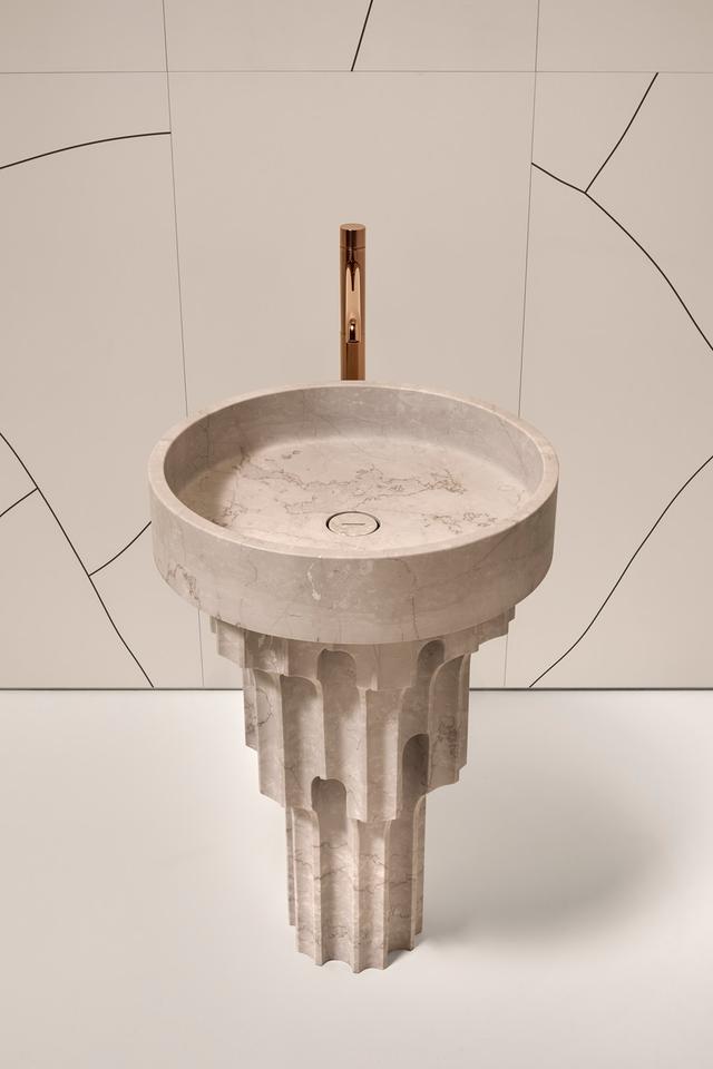 Lavabo Carsico đặt sàn — lavabo đá tự nhiên Rochelle