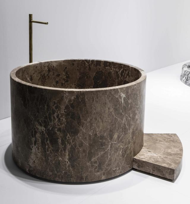 Bồn tắm Silver tròn — nội thất đá Rochelle Stone