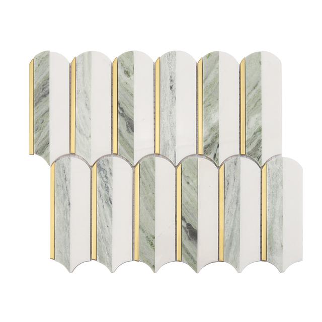 Green White Feather Marble Mosaic Tile with Gold Accent Strips — mosaic thanh dài (linear) bằng đá marble trắng & xanh lục