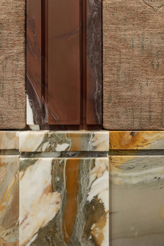 Vách đá 3D Century — bề mặt marble điêu khắc nổi khối, Kreoo