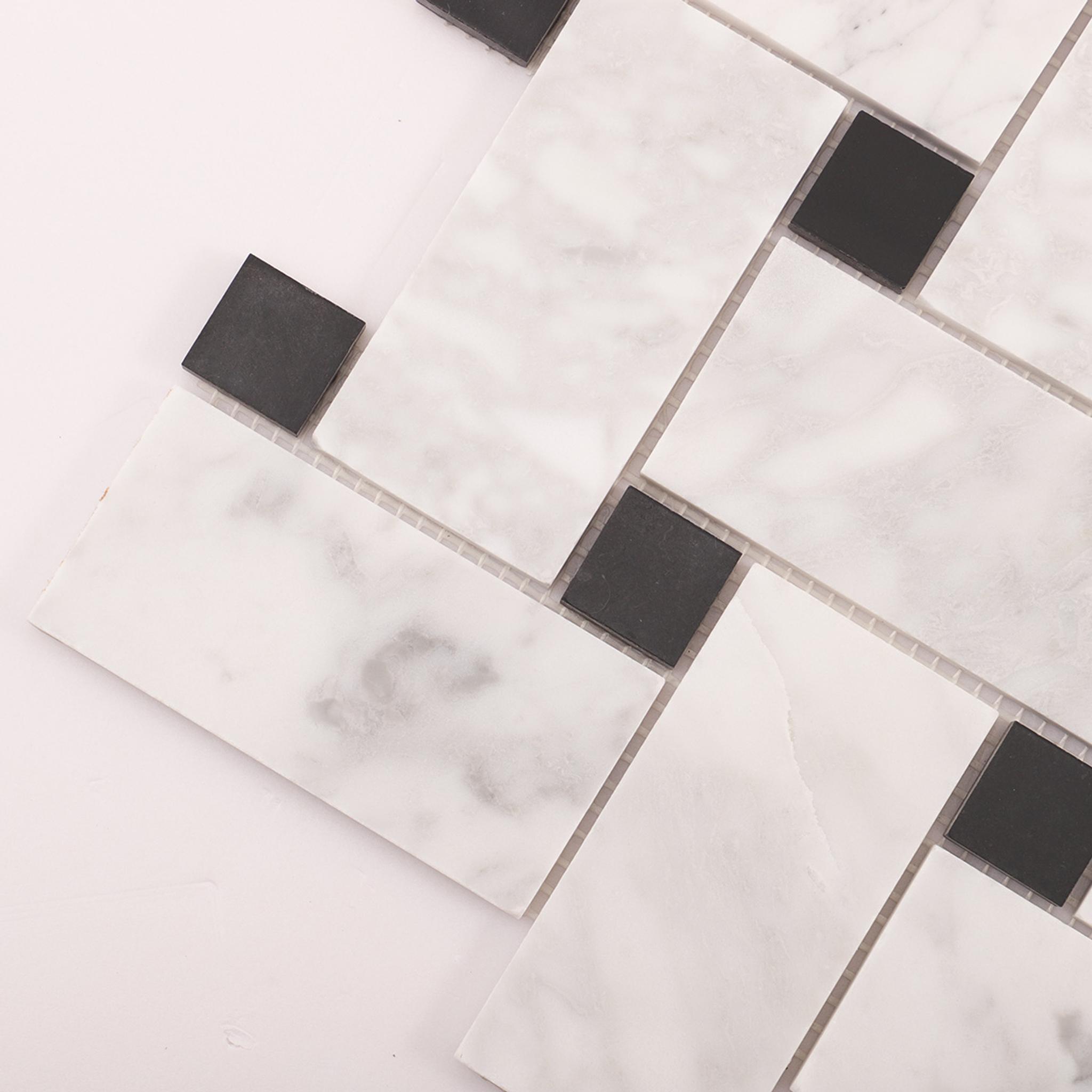 Carrara White Basketweave Marble Mosaic Tiles — mosaic đan rổ (basketweave) bằng đá marble trắng & trắng Carrara