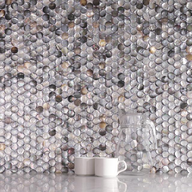 Black Mother of Pearl Penny Round Mosaic — mosaic tròn (penny round) bằng xà cừ đen ánh xà cừ