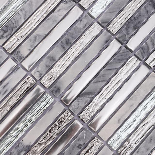 Silver Glass and Gray Marble Mosaic Linear Tile — mosaic thanh dài (linear) bằng đá marble xám & bạc